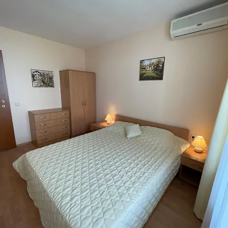 Noks Sp -st.vlas Апартаменти *